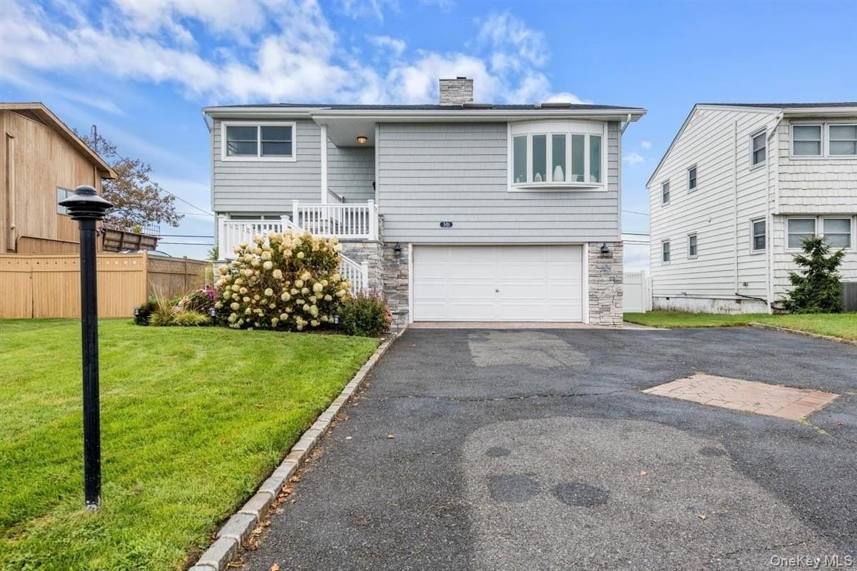 381 Lido Blvd - Photo 2 of 24