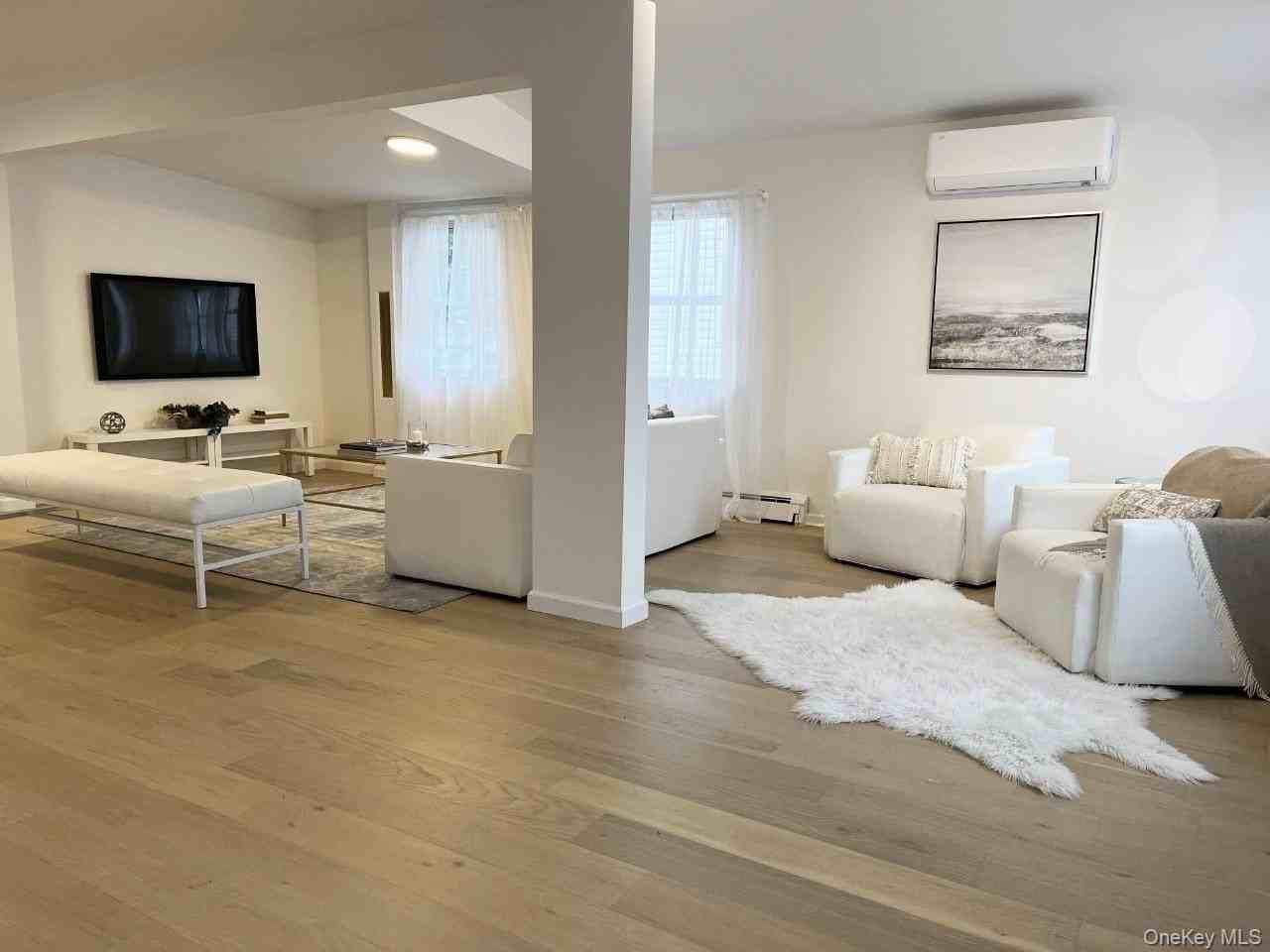 20 Walters Ave - Photo 6 of 8