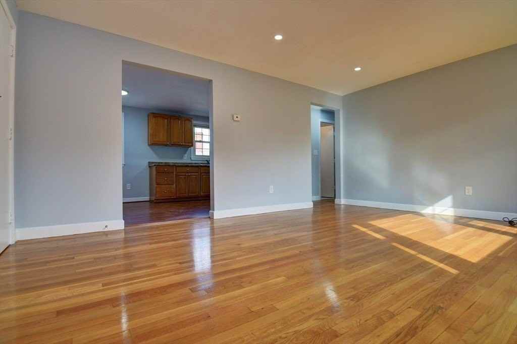 30 Trull St #3 - Photo 3 of 13