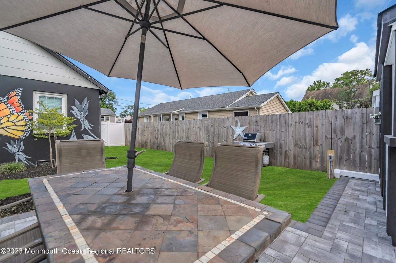 1215 Lister St #A - Photo 2 of 22
