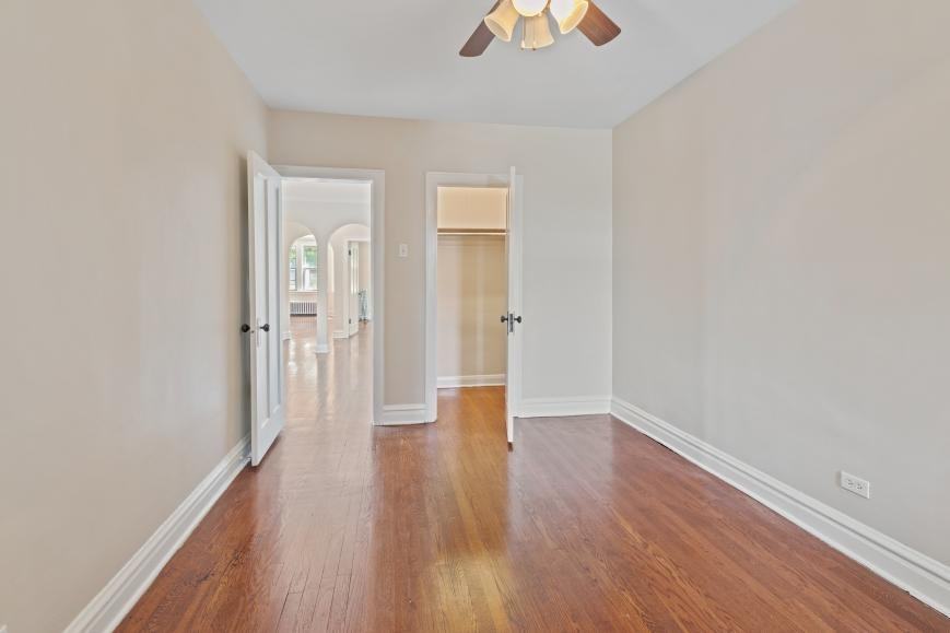 3332 N Claremont Ave - Photo 6 of 10