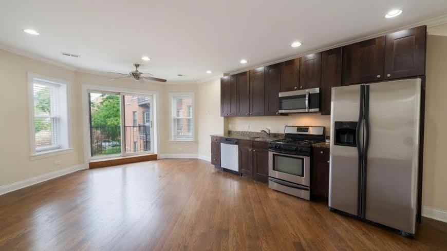 4018 N Central Park Ave - Photo 2 of 10