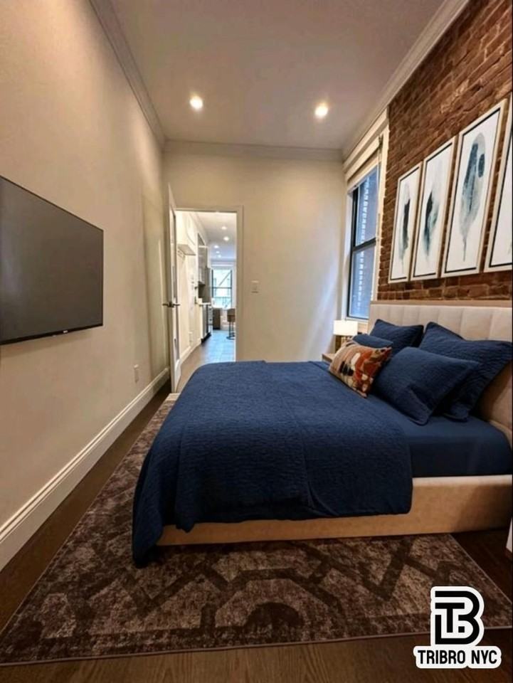105 Thompson St - Photo 5 of 5