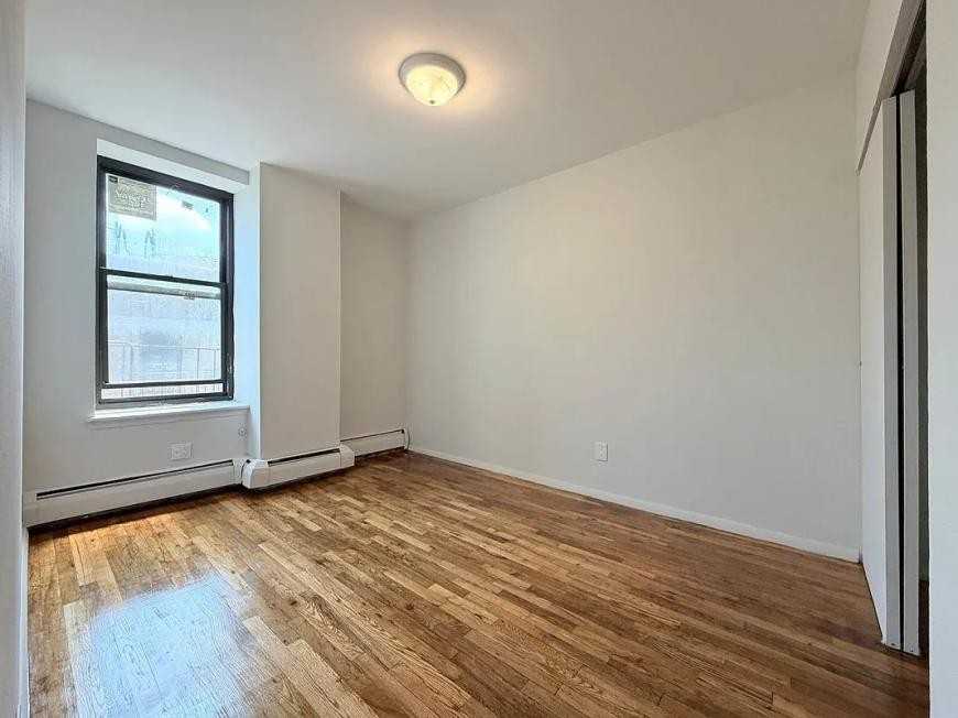 152 Parkside Ave - Photo 4 of 8