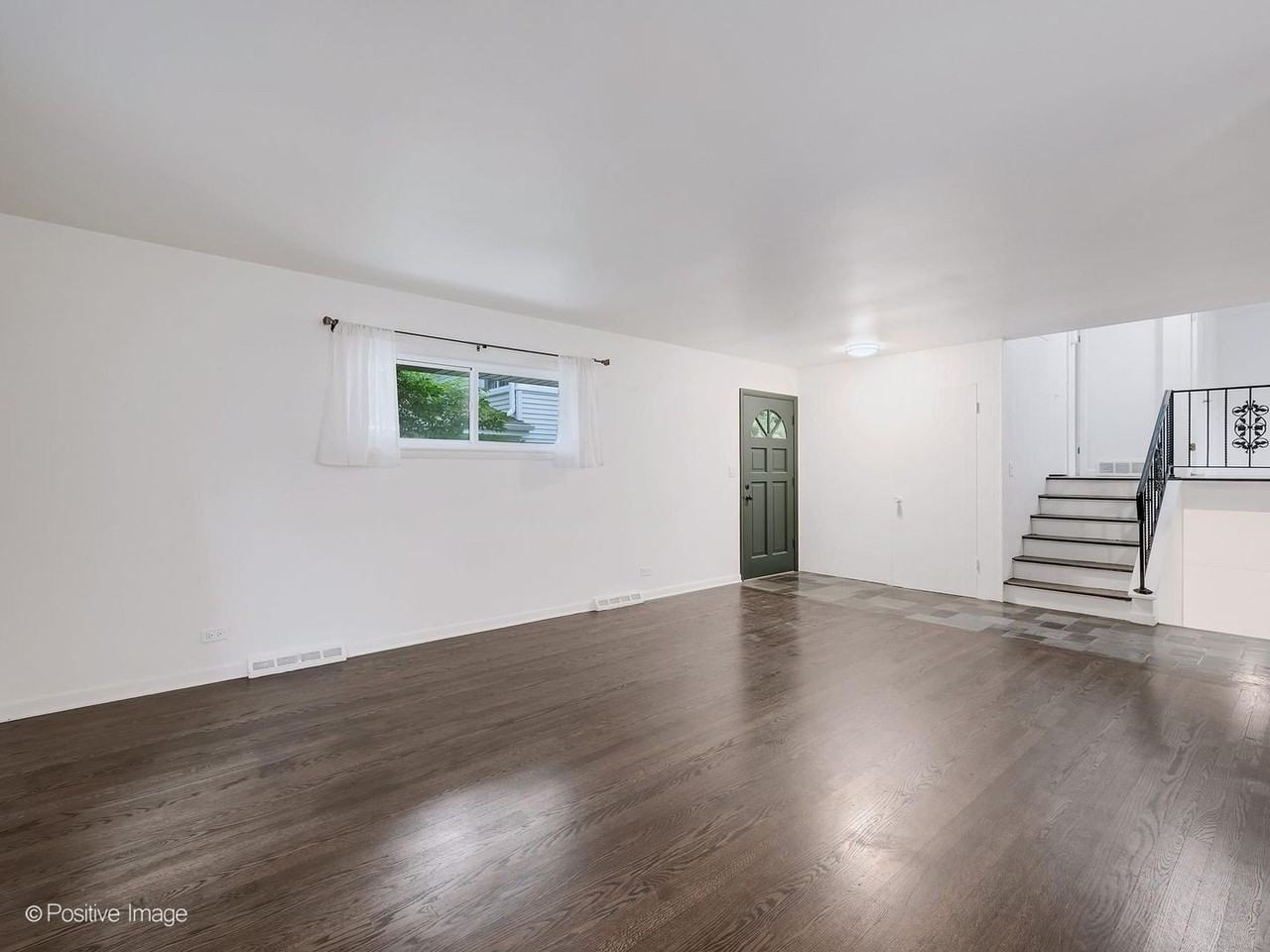 229 S Milton Ave - Photo 3 of 20