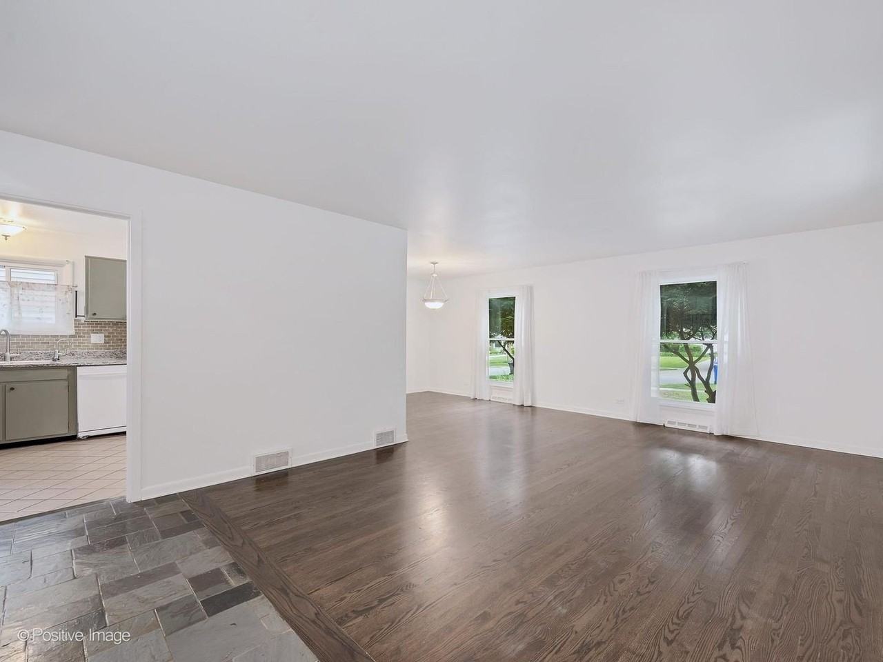 229 S Milton Ave - Photo 5 of 20