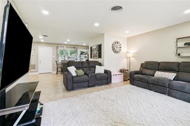 6227 Brunswick Ct - Photo 4 of 17