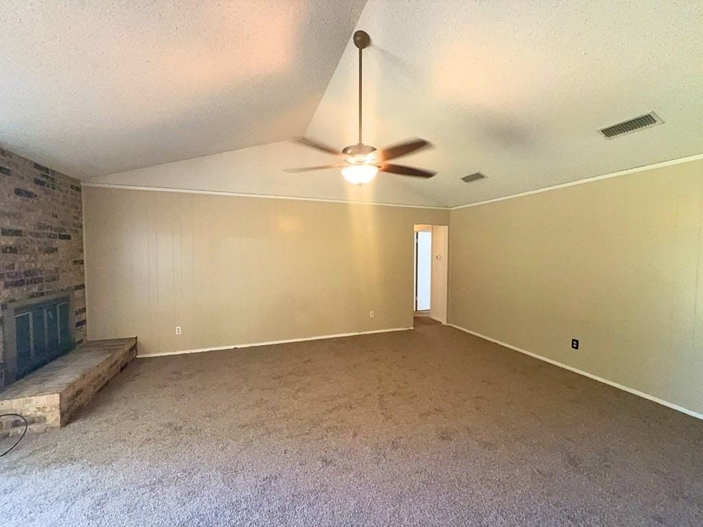 1613 Edge Hill Rd - Photo 3 of 21