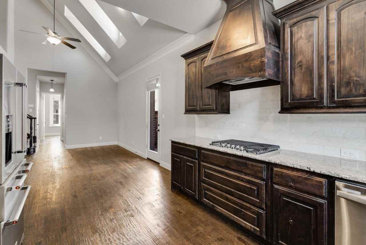 1220 Prescott St - Photo 5 of 29
