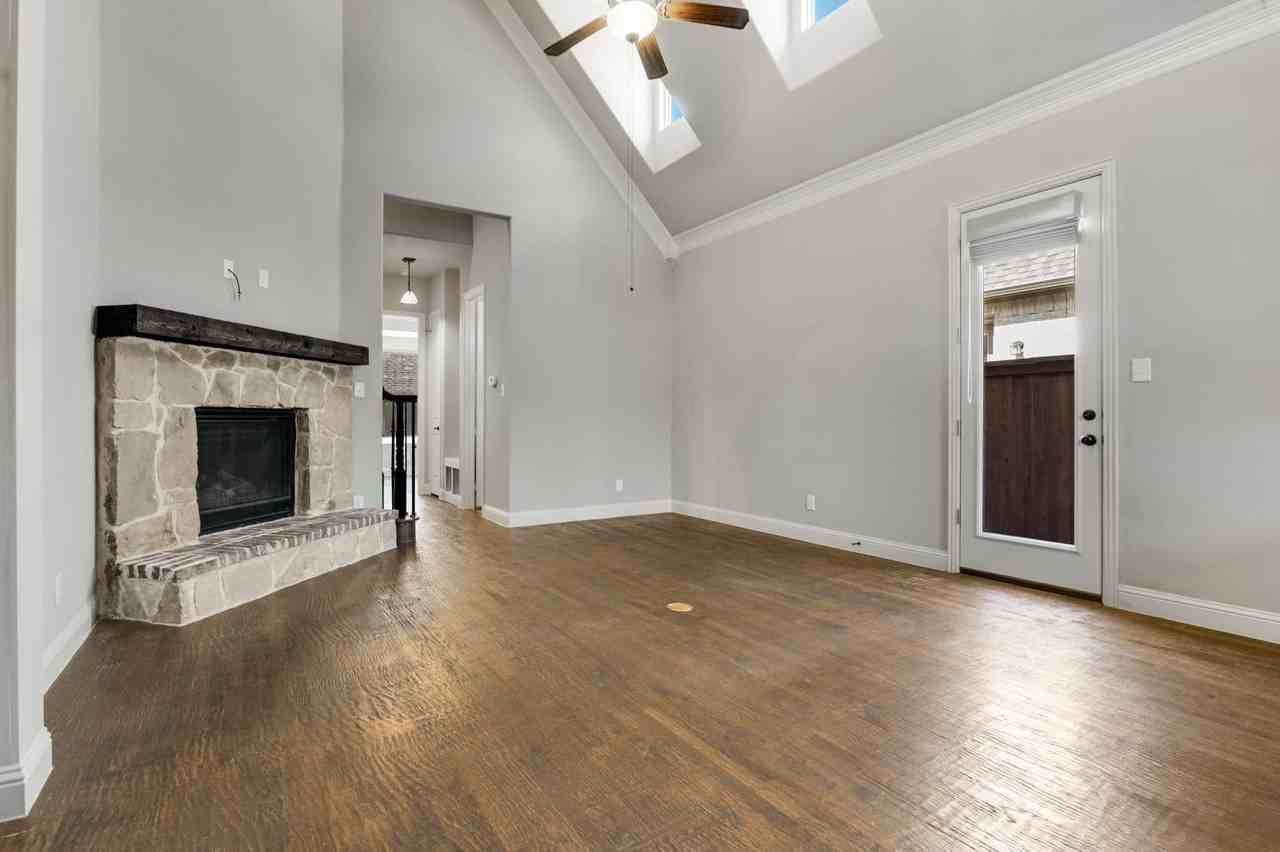 1220 Prescott St - Photo 7 of 29