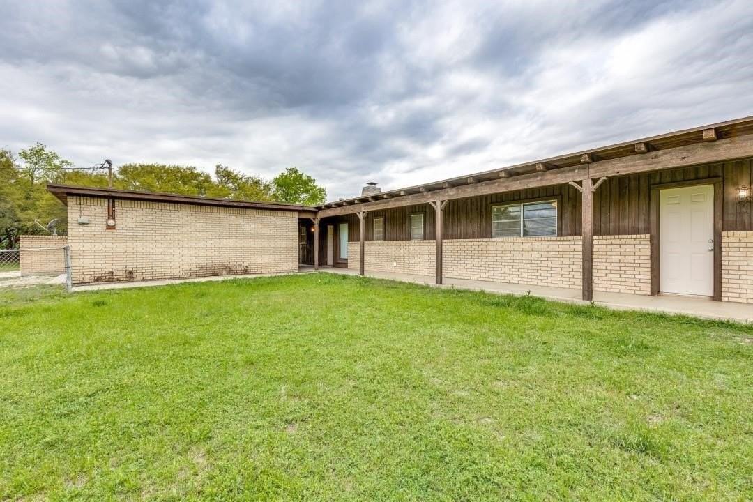 4651 Kelly Rd - Photo 3 of 18