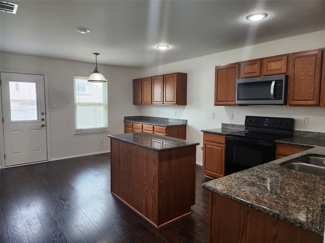 1224 Elkford Ln - Photo 2 of 24
