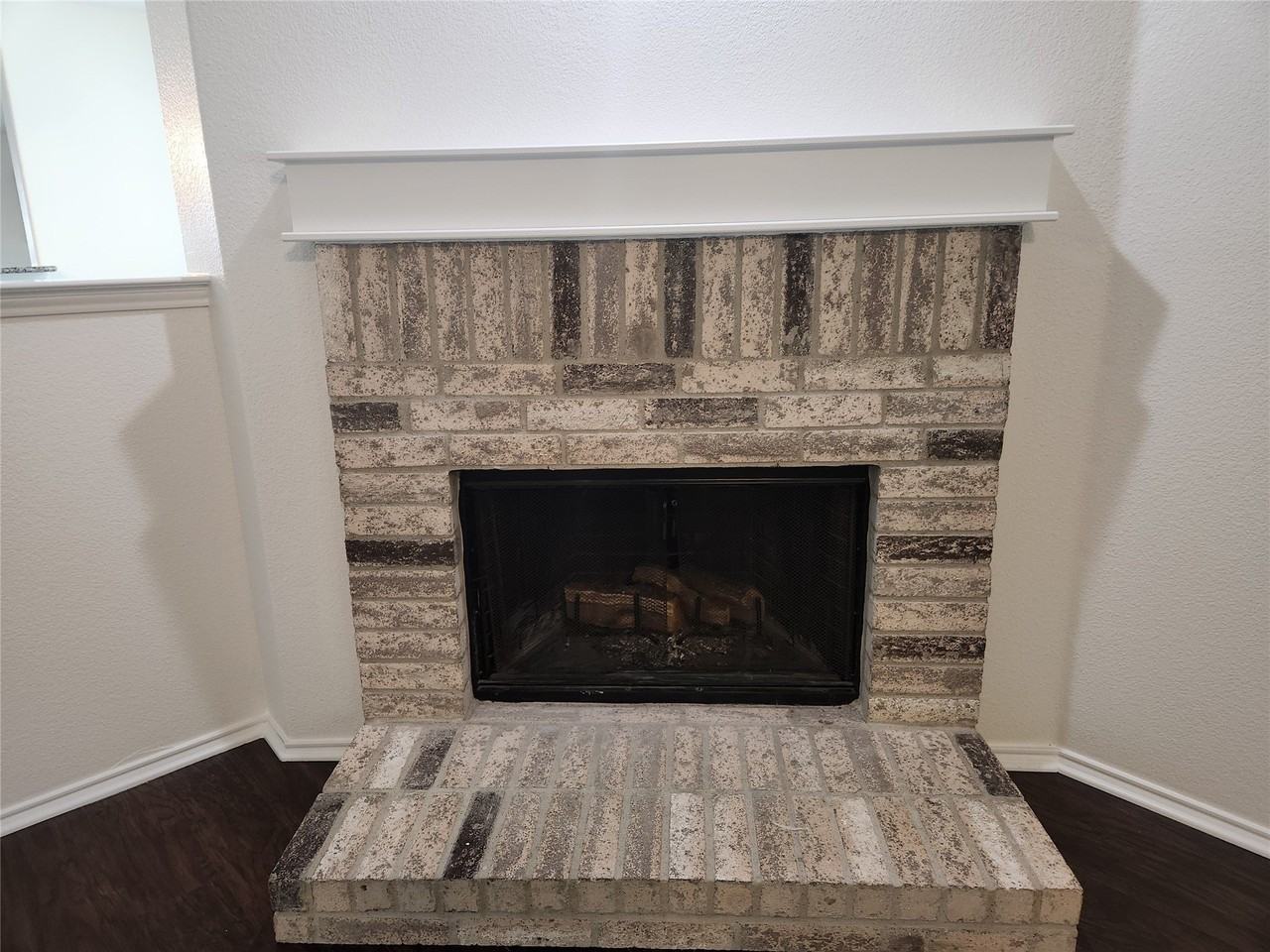 1224 Elkford Ln - Photo 5 of 24