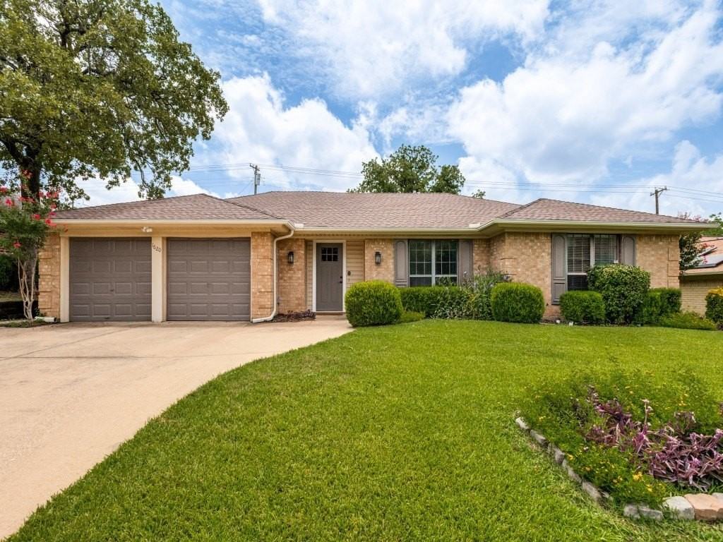 1620 Post Oak Dr - Photo 2 of 25