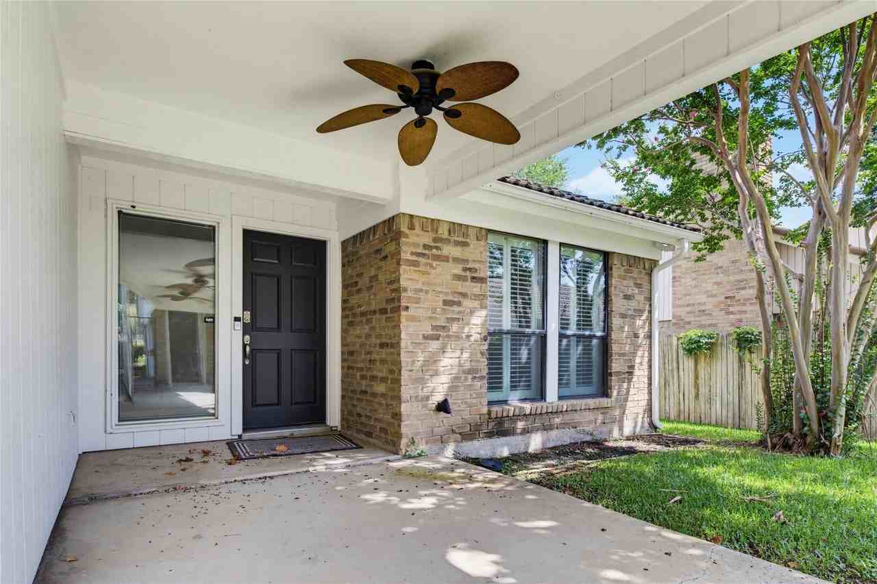 54 Legend Rd - Photo 4 of 38