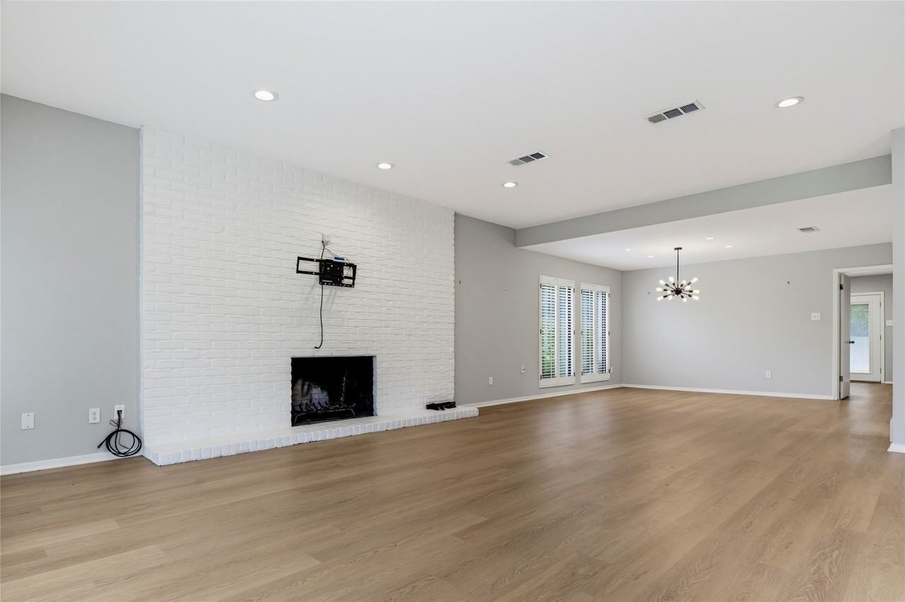 54 Legend Rd - Photo 6 of 38