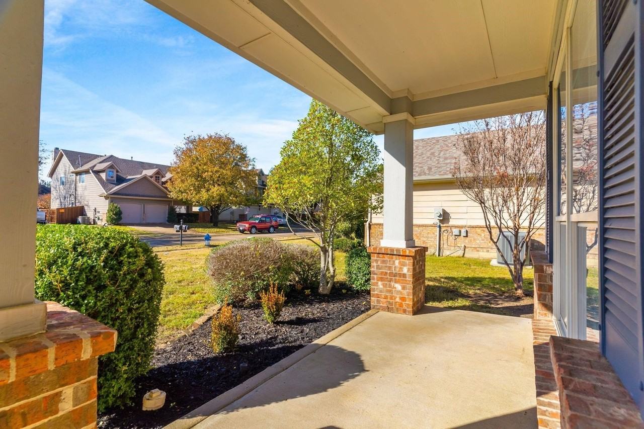 9200 Water Tree Dr - Photo 6 of 27