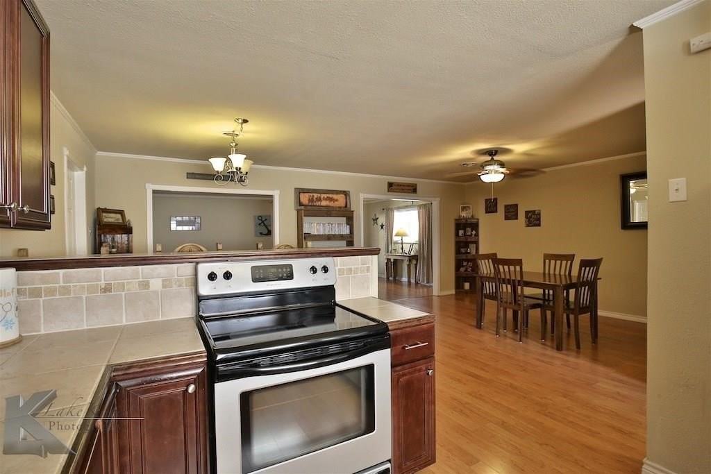 2518 Bennett Dr - Photo 5 of 24