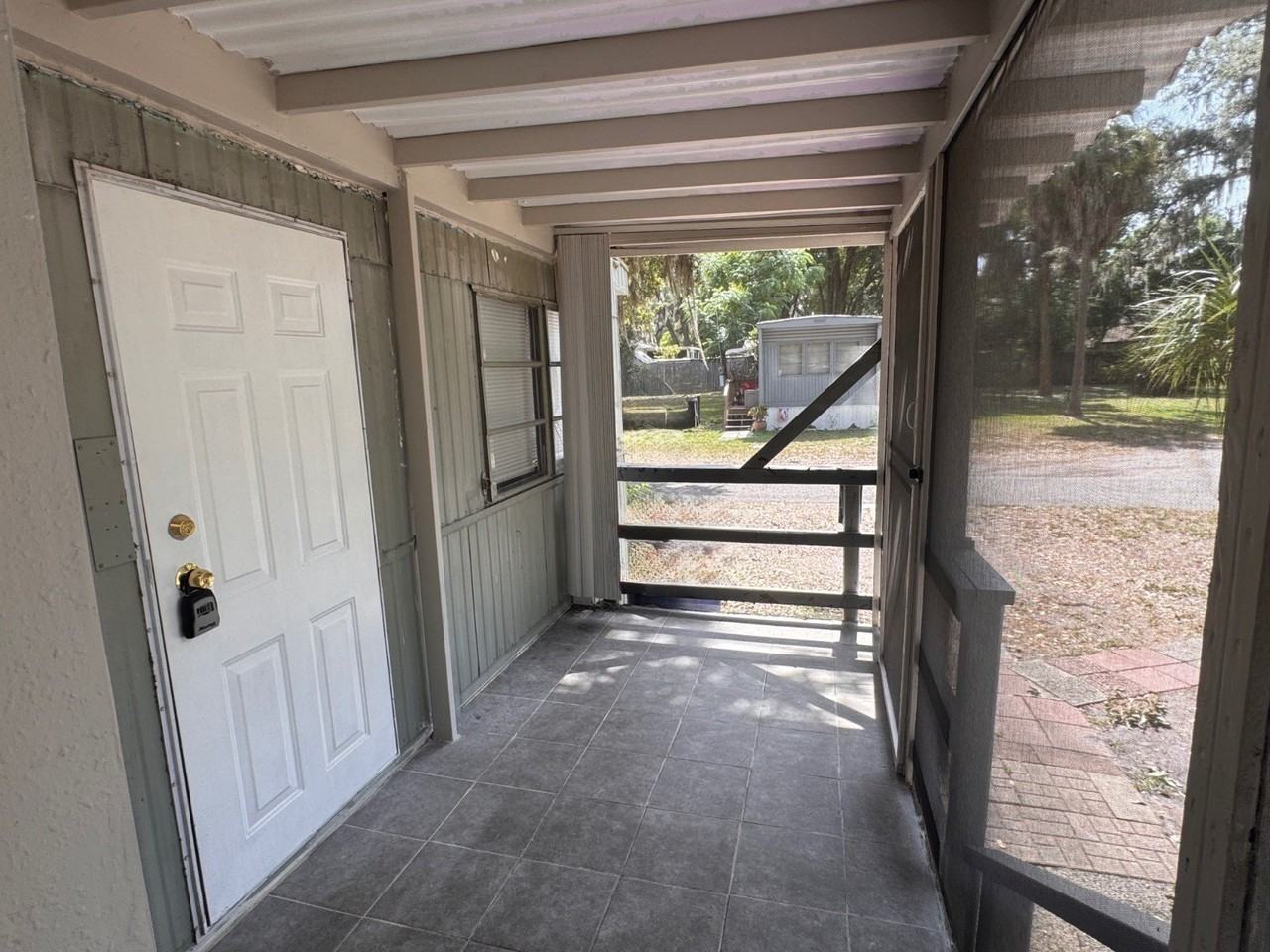 5811 Grey St - Photo 6 of 21