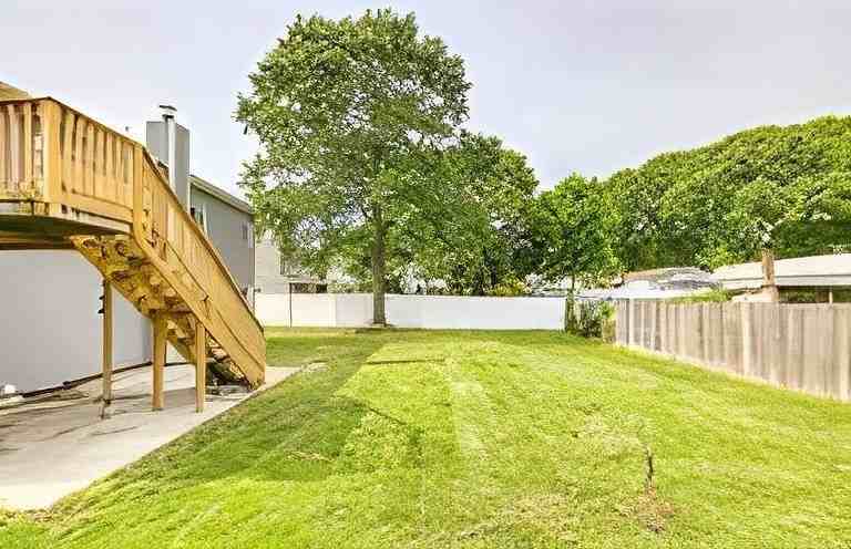 5 Pamela Ln #2 - Photo 3 of 18