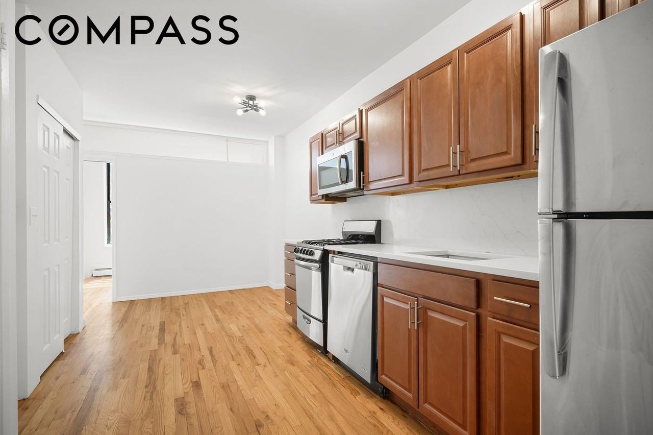 103 W 105th St #5A - Photo 2 of 11
