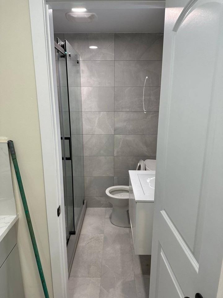 206 Bedford Ave - Photo 5 of 5