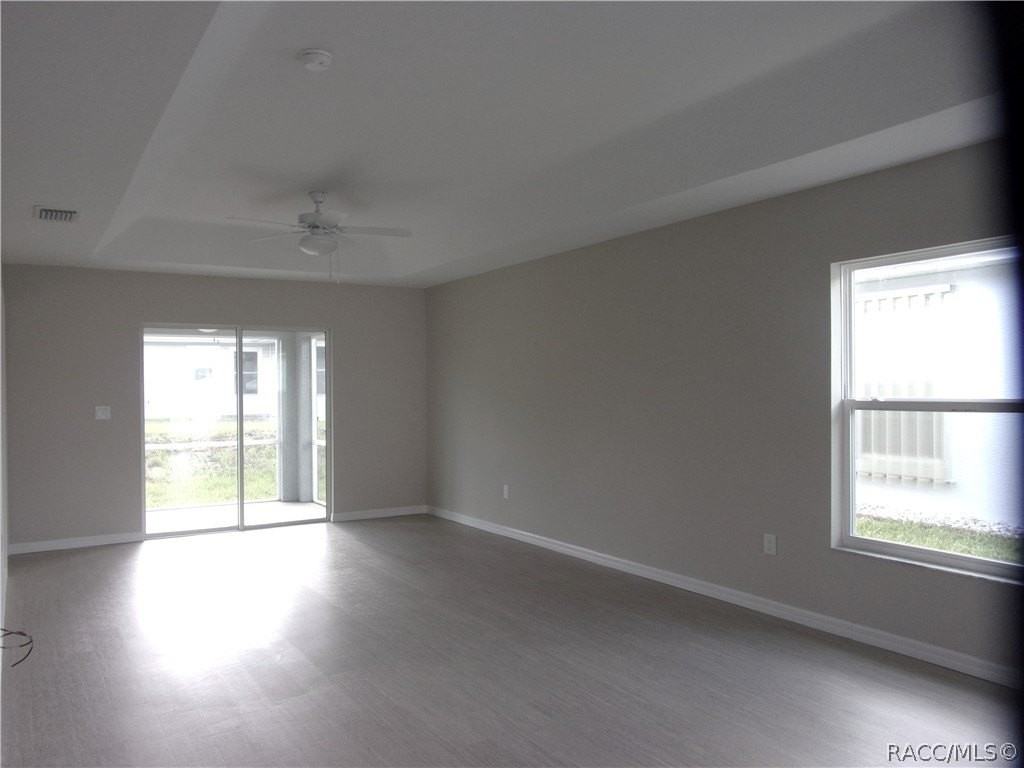 10494 S Drew Bryant Cir - Photo 2 of 30