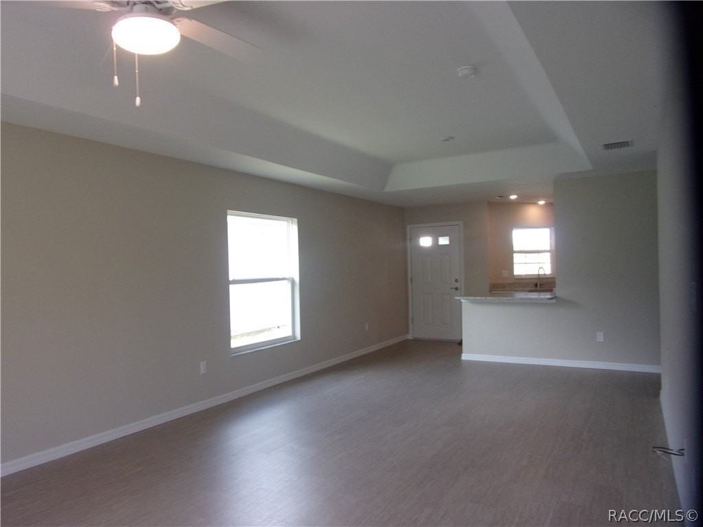 10494 S Drew Bryant Cir - Photo 4 of 30