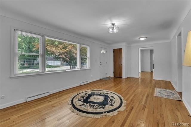 4918 Ainsley Ave - Photo 5 of 47