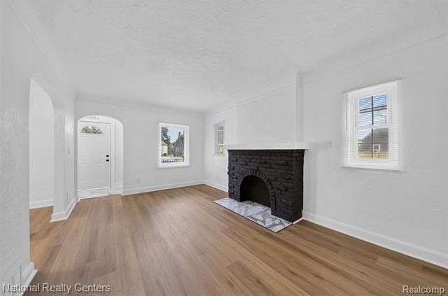13527 Winthrop St - Photo 5 of 47