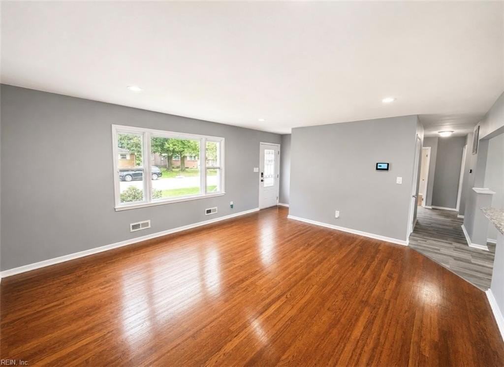 519 Beech Dr - Photo 5 of 38