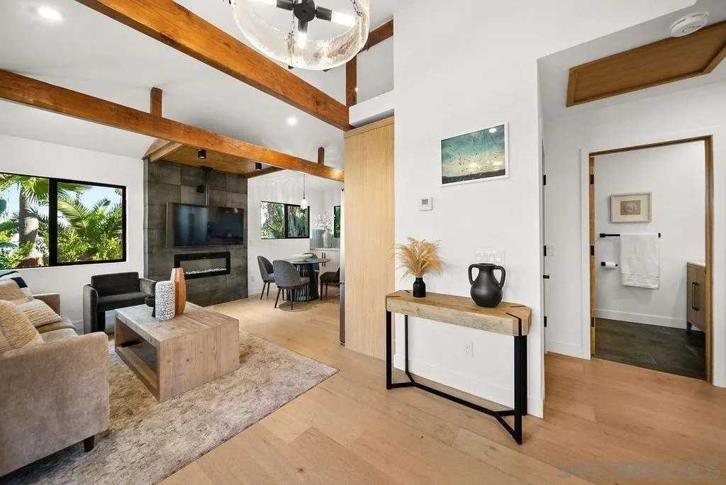 436 Bonair St - Photo 7 of 17