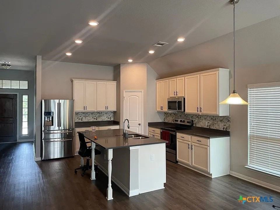 5317 Othello Dr - Photo 3 of 23