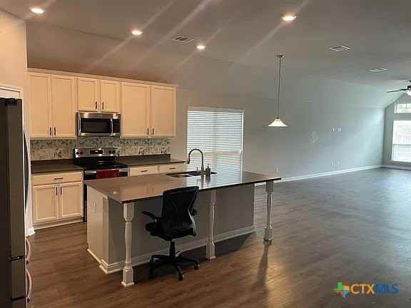 5317 Othello Dr - Photo 6 of 23