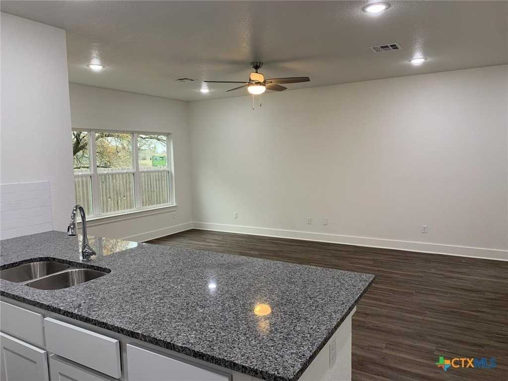 1858 Royal Loop - Photo 5 of 24