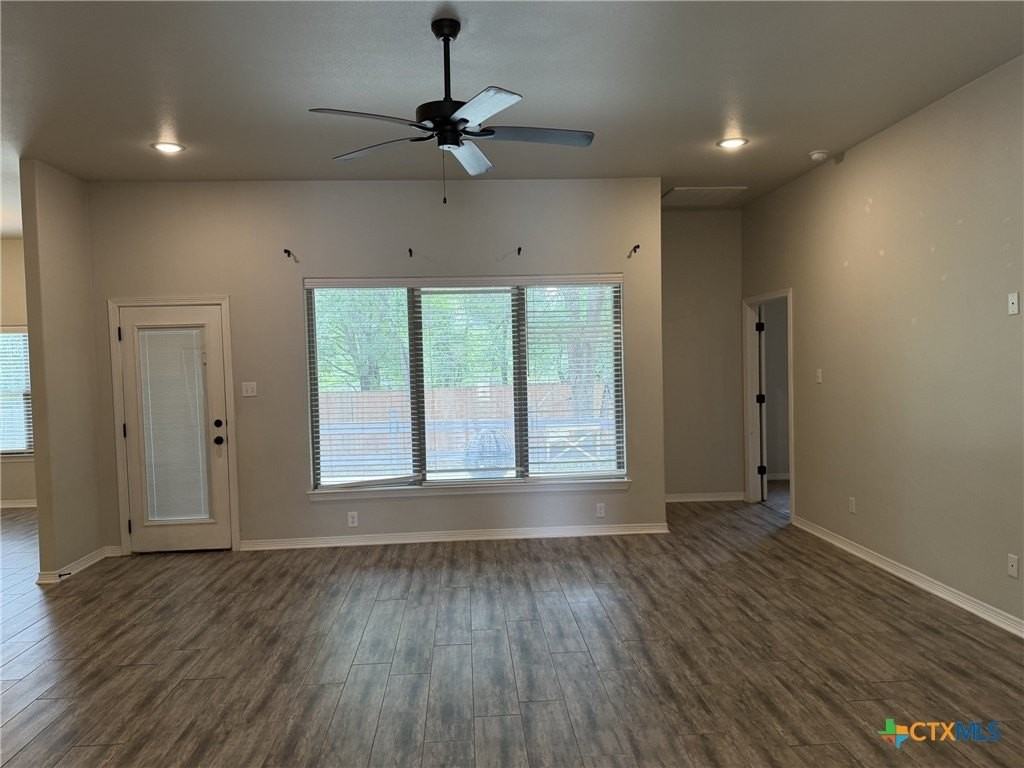 3404 Braford Dr - Photo 5 of 24