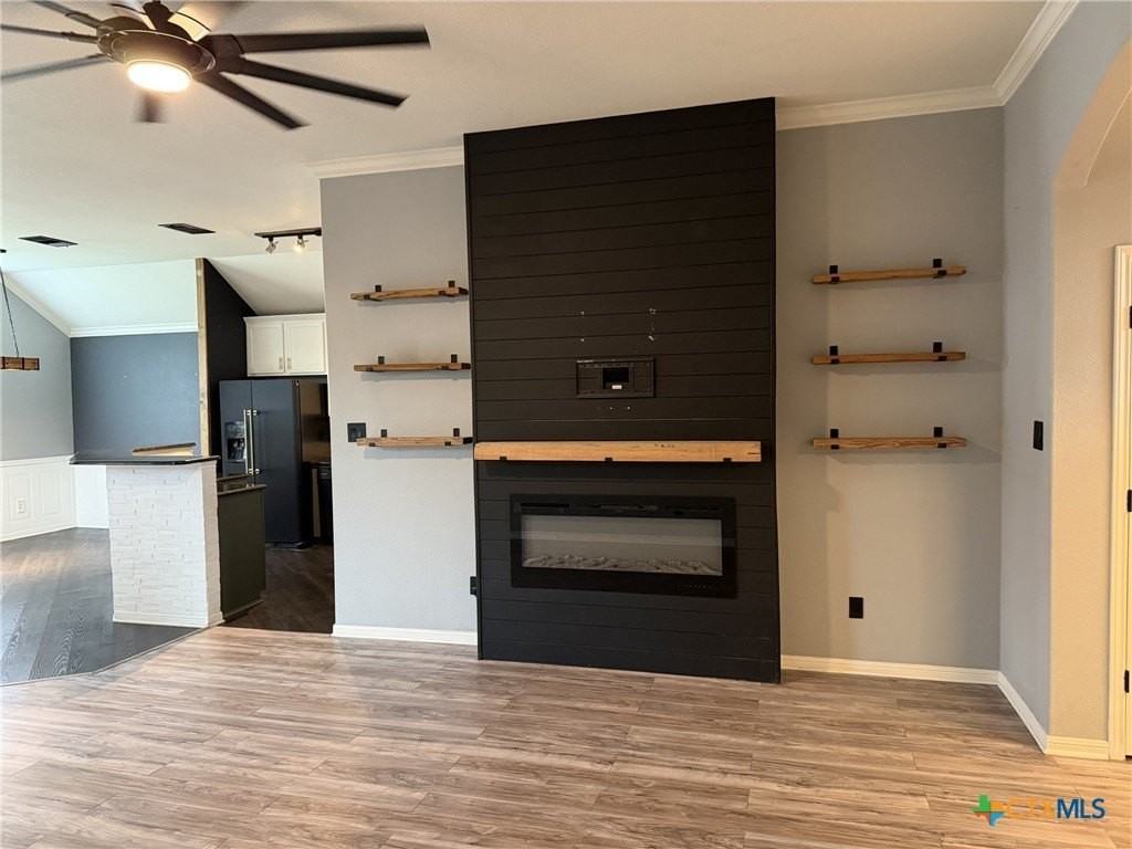 5936 Alexandria Dr - Photo 5 of 21