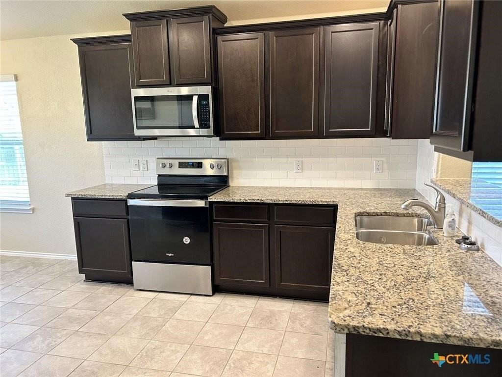 6400 Treiber Dr - Photo 5 of 17