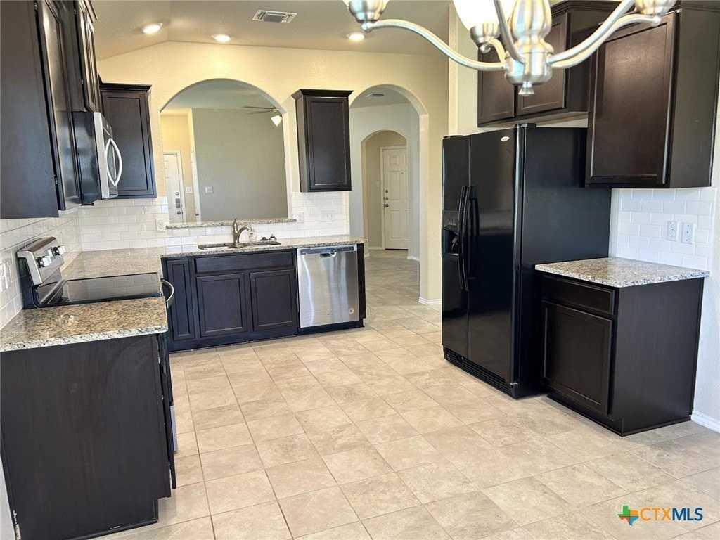 6400 Treiber Dr - Photo 6 of 17