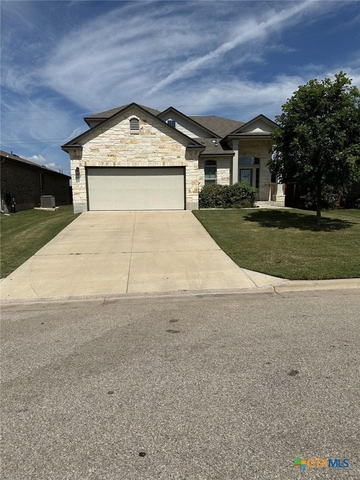 1418 Amber Dawn Dr - Photo 2 of 22