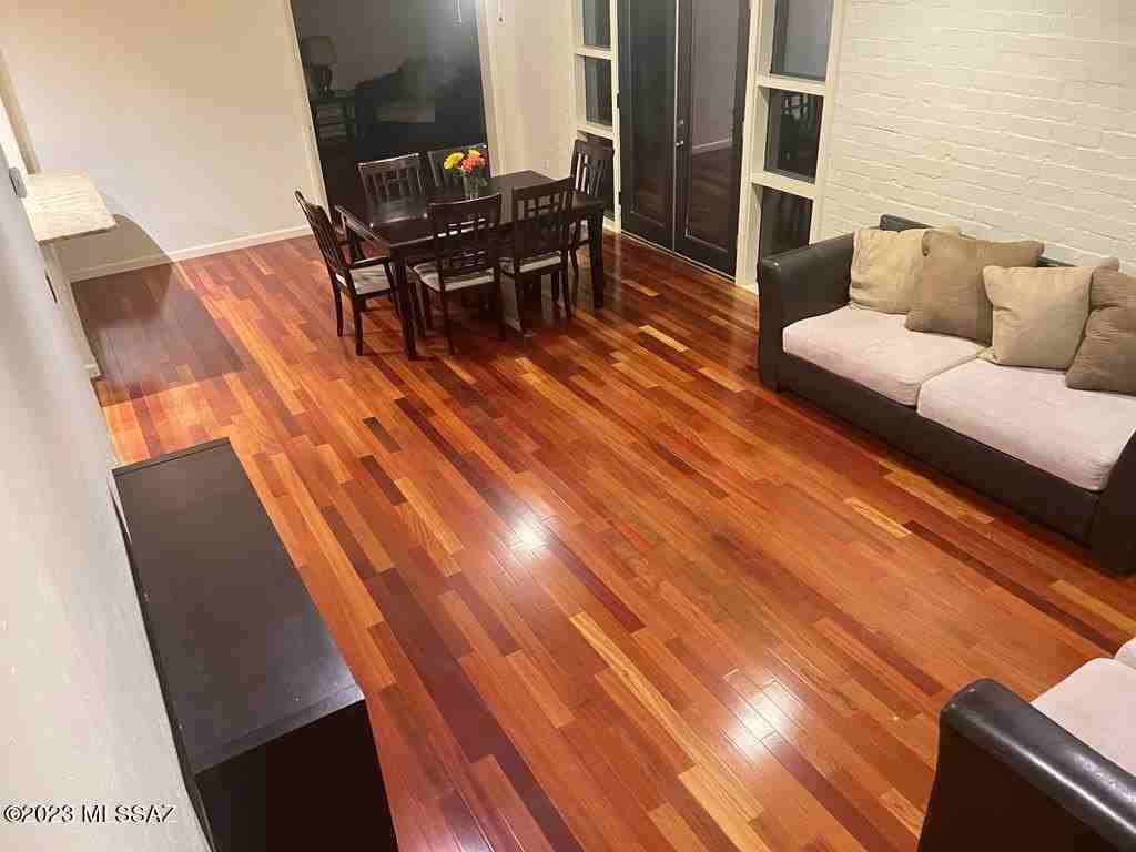 2420 E 5th St - Photo 6 of 23