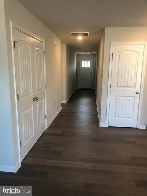 31607 Fountain Rd - Photo 2 of 10