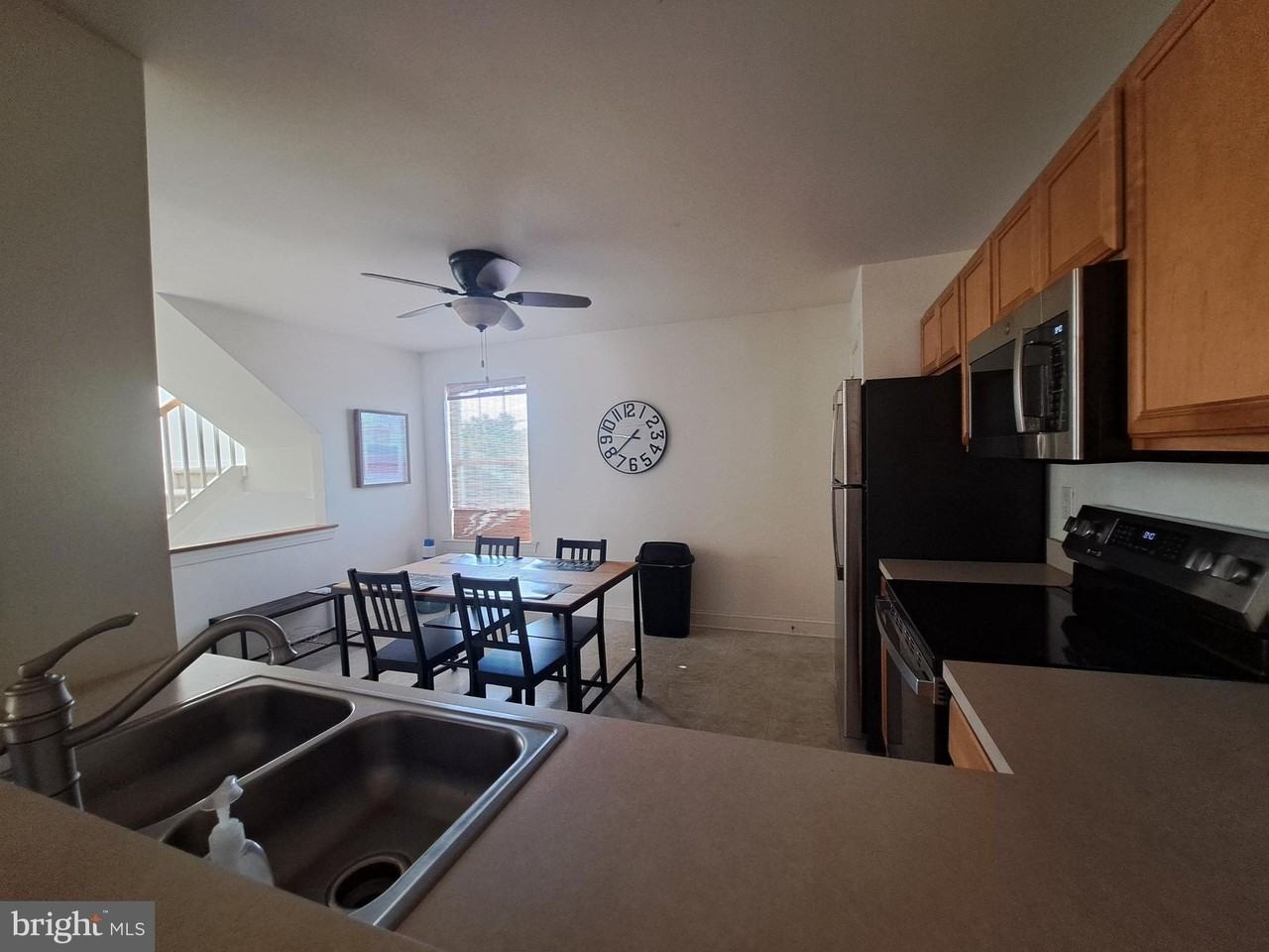 17245 Queen Anne Way - Photo 7 of 28