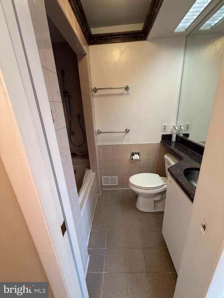 112 Pinecrest Dr - Photo 4 of 10
