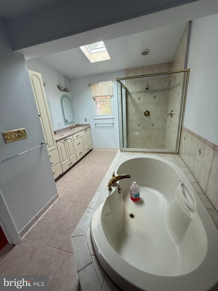 112 Pinecrest Dr - Photo 6 of 10