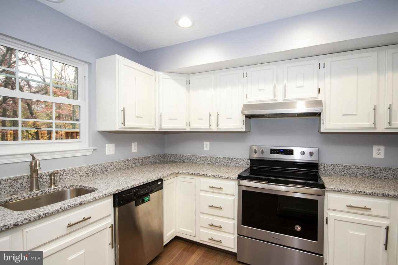 9432 Loch Leven Ct - Photo 7 of 24