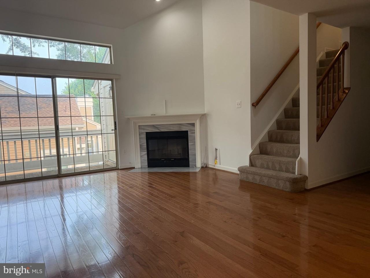 5911 Barbados Pl #202 - Photo 5 of 34