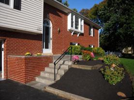 17479 Queen Elizabeth Dr - Photo 1 of 1