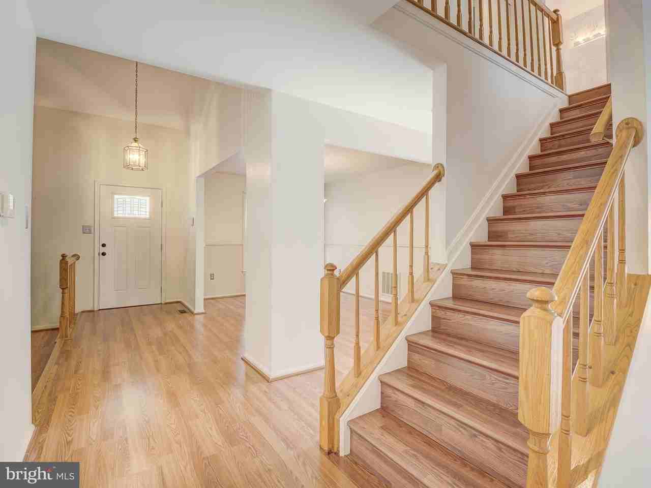 13907 Concord Ave - Photo 7 of 50