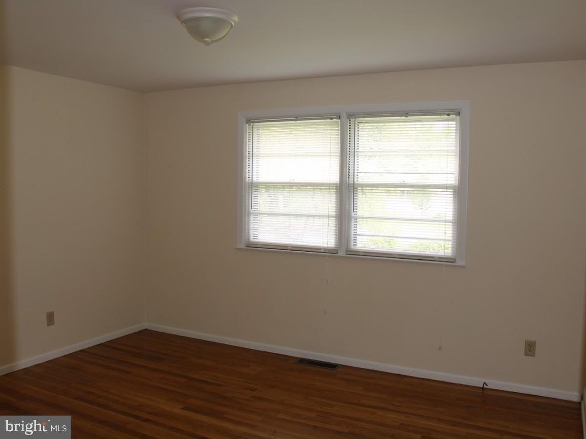 420 N Washington St - Photo 3 of 11